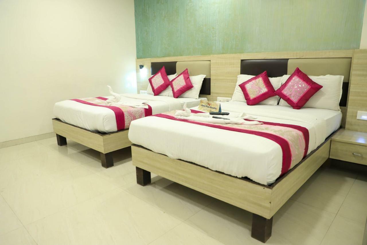 Hotel Plaza Executive - Near Bkc Mumbai Bagian luar foto