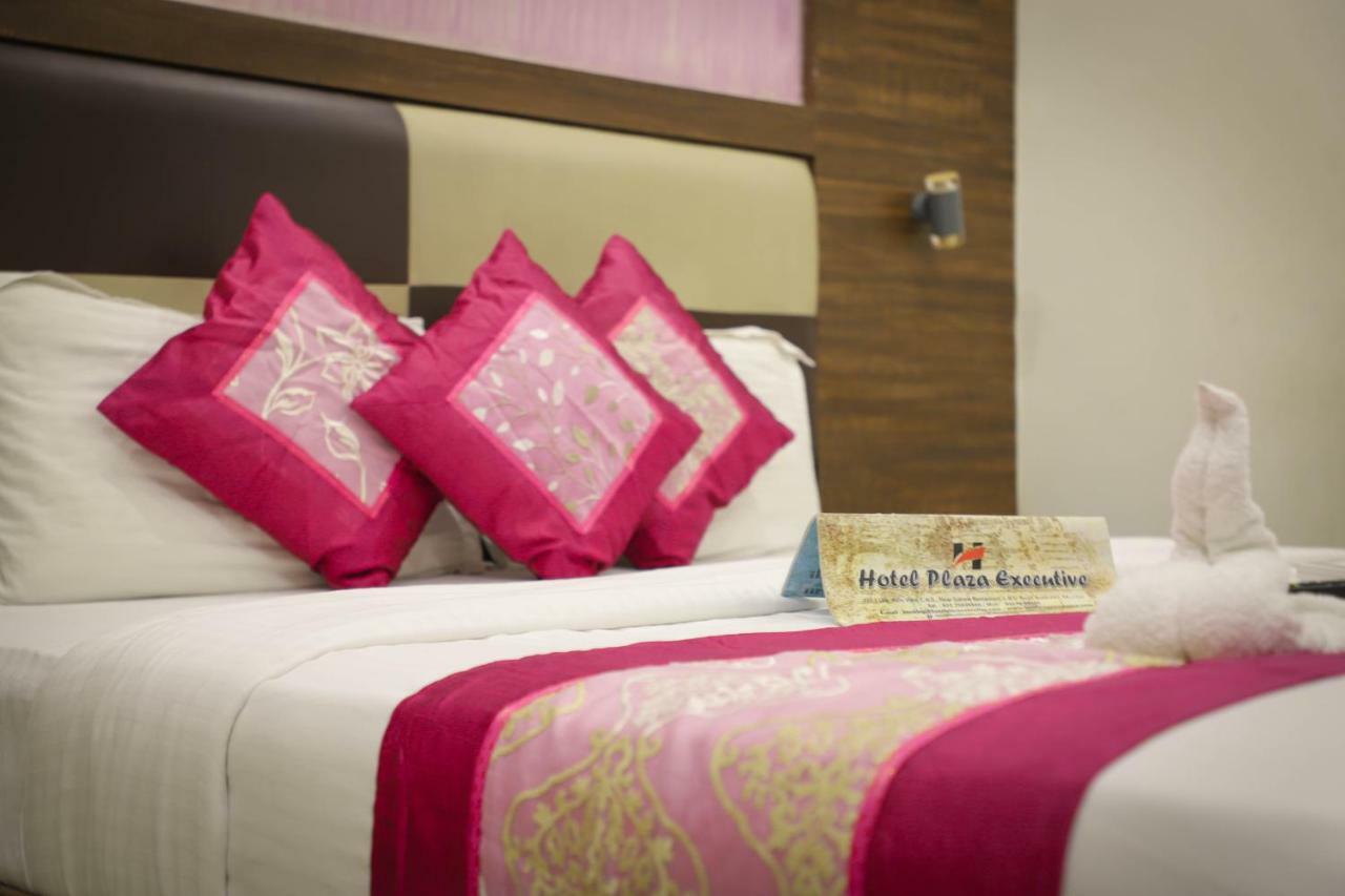 Hotel Plaza Executive - Near Bkc Mumbai Bagian luar foto
