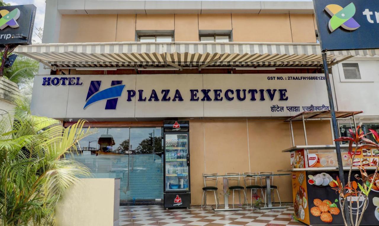 Hotel Plaza Executive - Near Bkc Mumbai Bagian luar foto